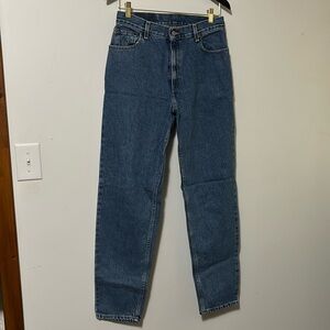 Levi’s women’s 550 relaxed fit tapered leg jeans